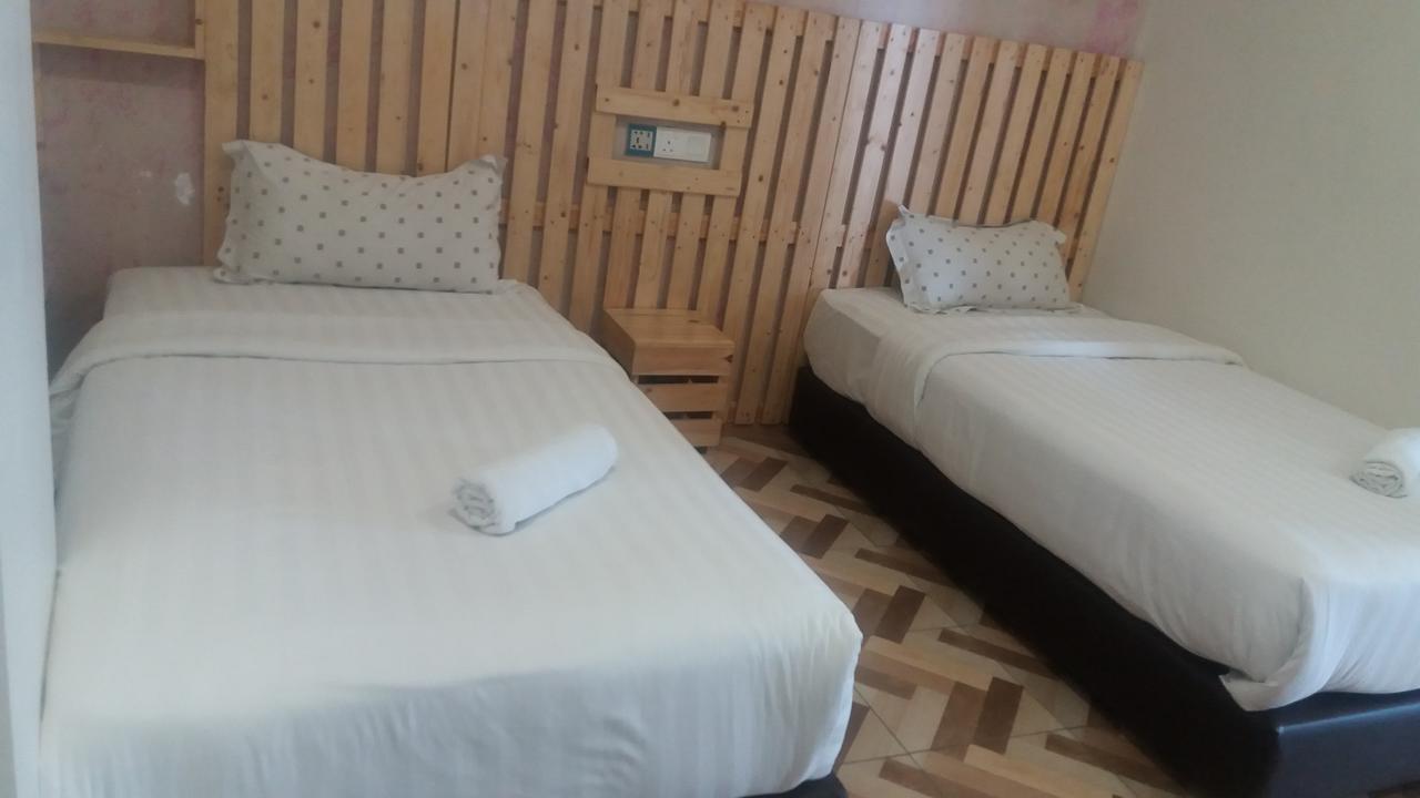 Hotel Zamburger Kota Warisan Sepang Zewnętrze zdjęcie